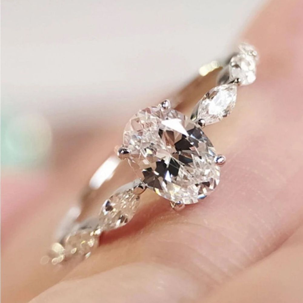 Silver Cubic Zirconia Ladies Oval Diamond Ring 6 7